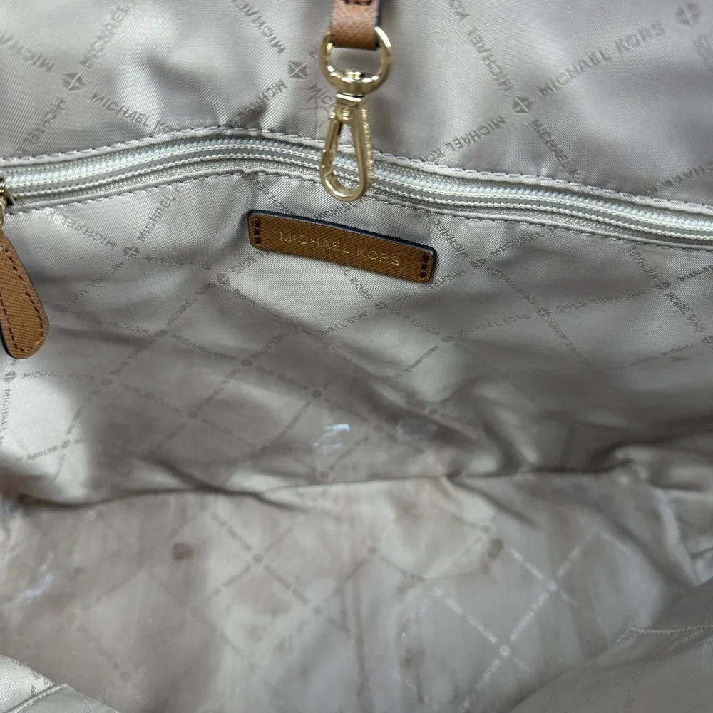 Michael‎ Kors Jet Set Medium Tote Saffiano Leather Lobster Clasp Luggage Brown